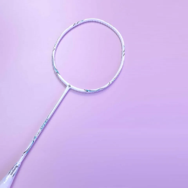 vợt Kumpoo K520 Pro – công nghệ đỉnh cao