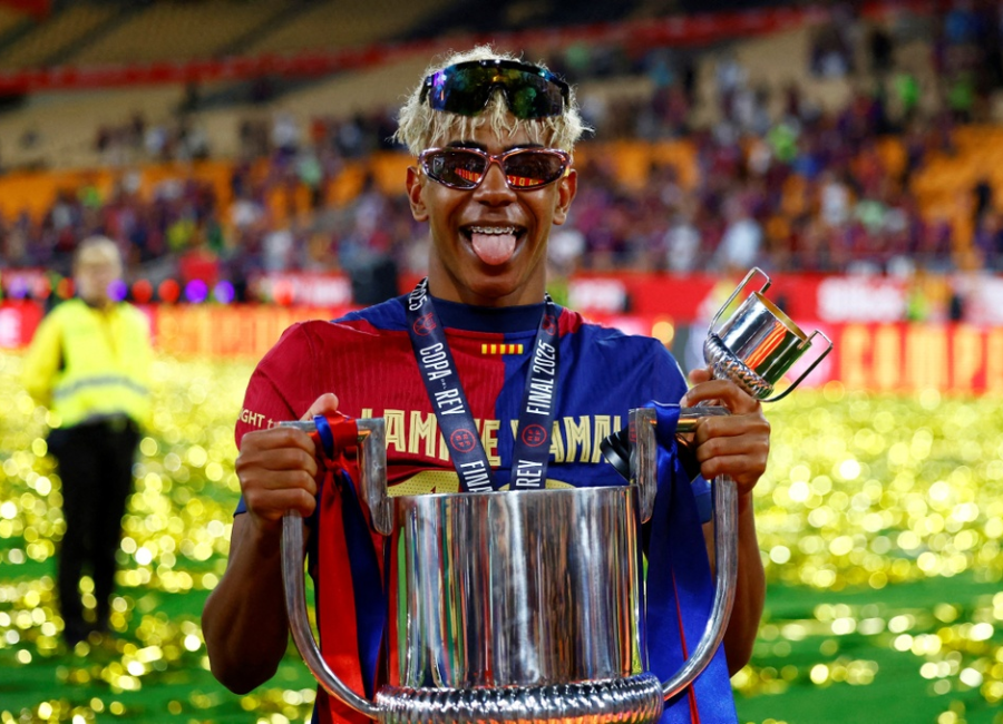 Lamine Yamal làm rung chuyển đế chế Real Madrid