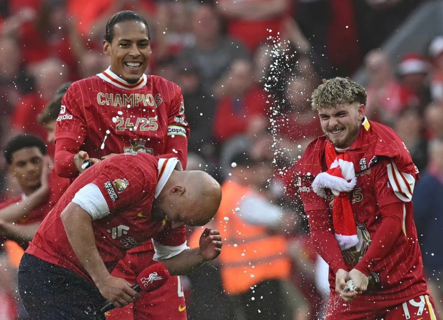 Liverpool vô địch Ngoại hạng Anh sớm 4 vòng
